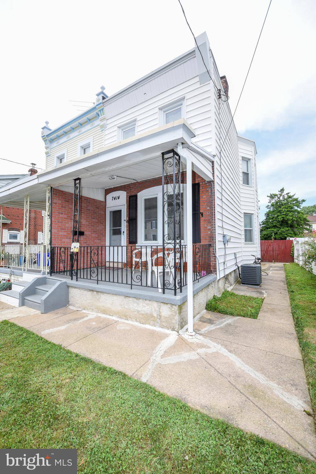 Philadelphia, PA 19111,7414 PALMETTO ST
