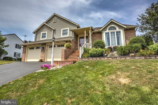 168 WINDSOR DRIVE, Ephrata, PA 17522