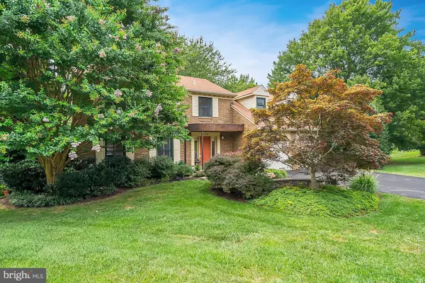 Mclean, VA 22102,1196 MEADOW GREEN LN