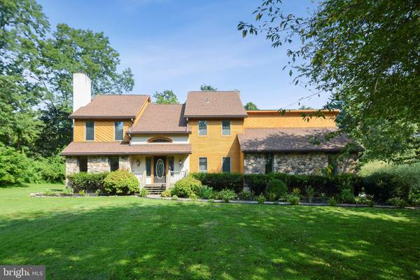 1 RAVEN LN, Kennett Square, PA 19348