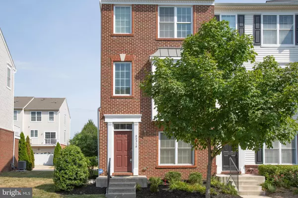 42910 PAMPLIN TER, Chantilly, VA 20152