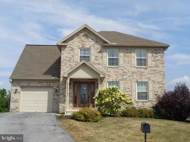 12 KENNSINGTON CT, Carlisle, PA 17013