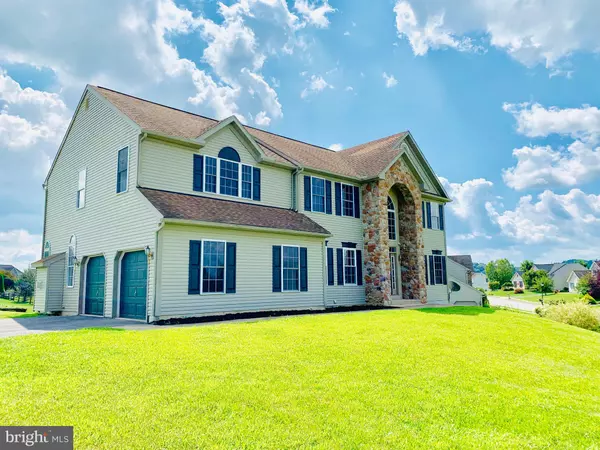 Bernville, PA 19506,128 DOGWOOD DR