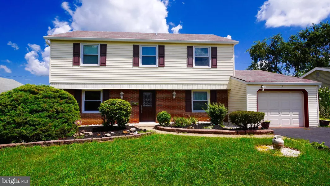 15 PEACHFIELD LN, Willingboro, NJ 08046