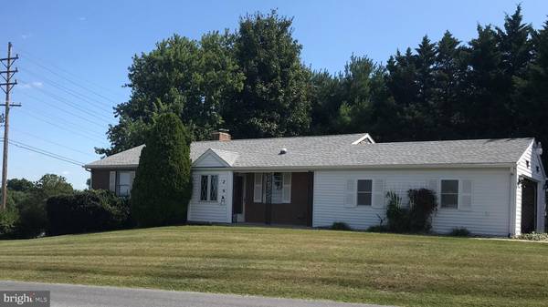 2 CHARTRIDGE DR, Hagerstown, MD 21742