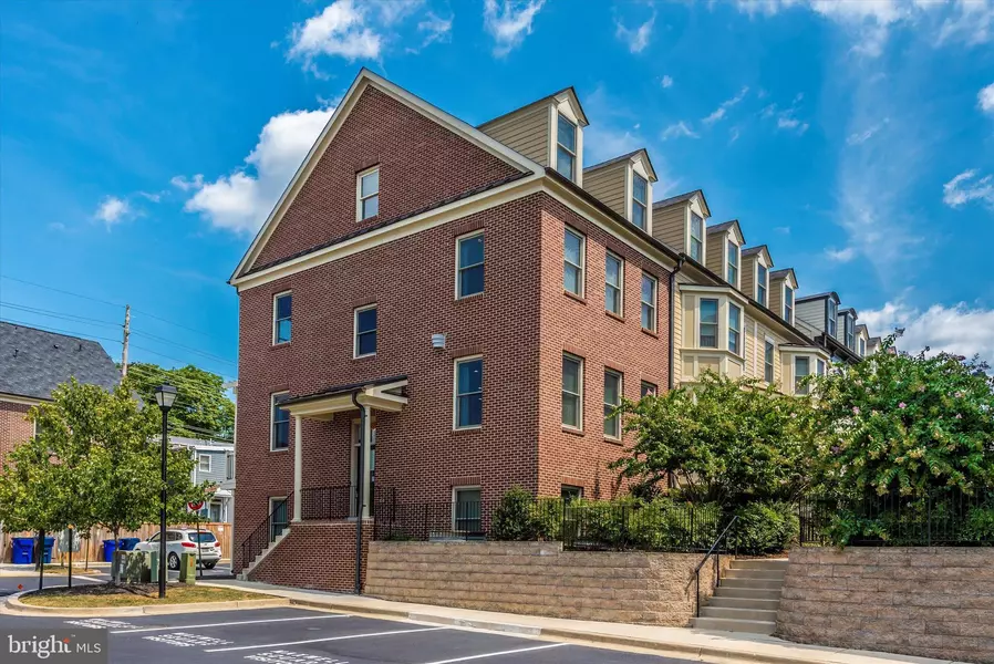 28 MAXWELL SQ, Frederick, MD 21701