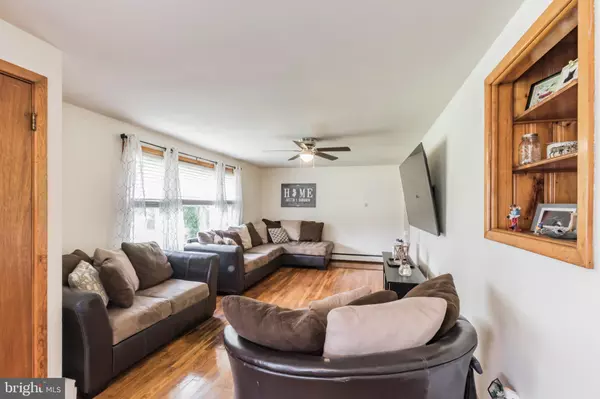 Elmer, NJ 08318,16 GARRISON RD