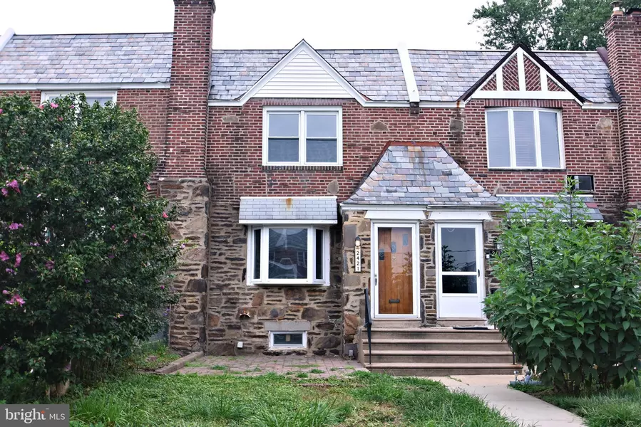 2421 CEDAR LN, Drexel Hill, PA 19026