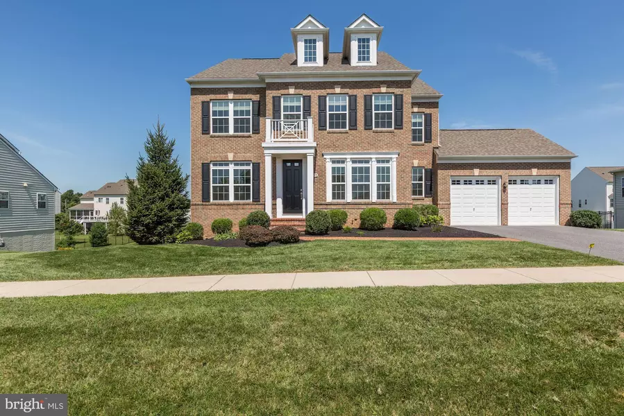 5805 COPPELIA DR, Rockville, MD 20855