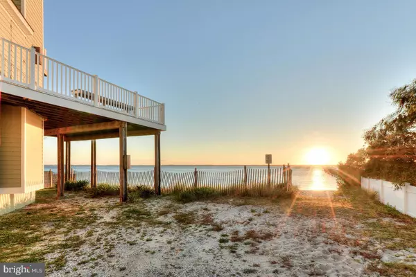 Dewey Beach, DE 19971,102 ANCHOR WAY #116