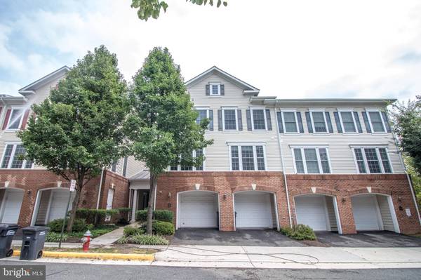 7143 HUNTLEY CREEK PL #59, Alexandria, VA 22306