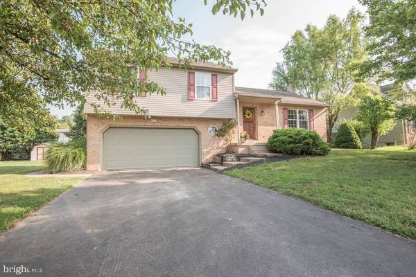 Quarryville, PA 17566,117 LARKSPUR DR