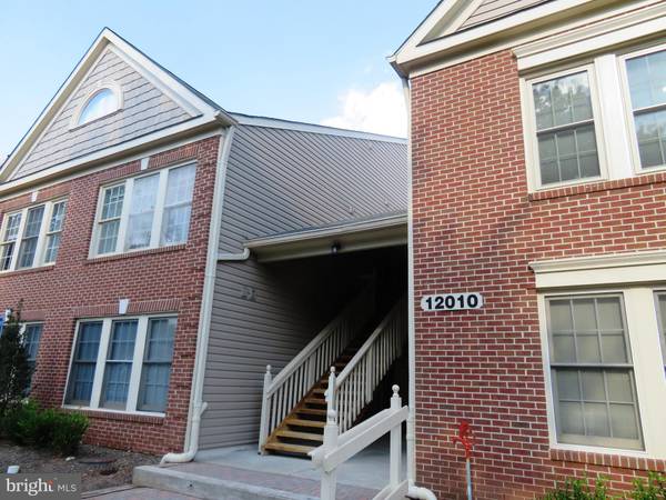 12010 RIDGE KNOLL DR #601B, Fairfax, VA 22033