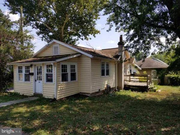 214 E WILLOW ST, Elizabethtown, PA 17022