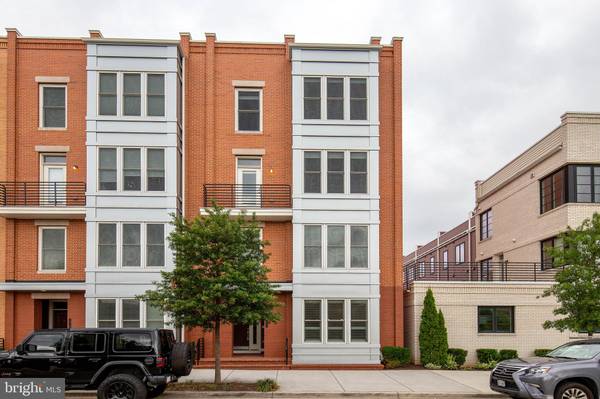 1912 POTOMAC AVE #101, Alexandria, VA 22301