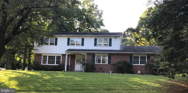 1095 SPRING VIEW DR, Southampton, PA 18966