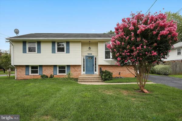 14701 BATAVIA DR, Centreville, VA 20120