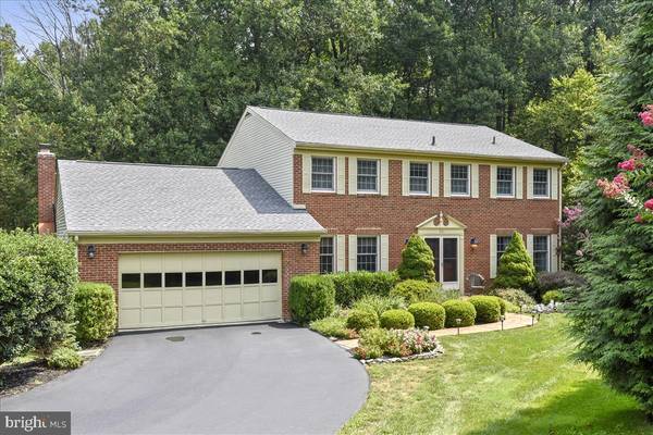 331 CLUB VIEW DR, Great Falls, VA 22066