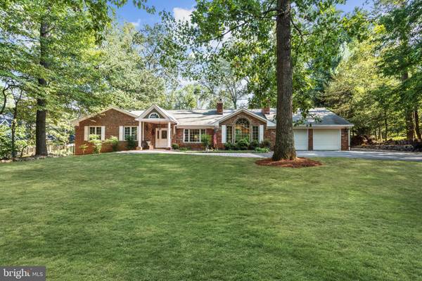 8643 OVERLOOK ROAD, Mclean, VA 22102