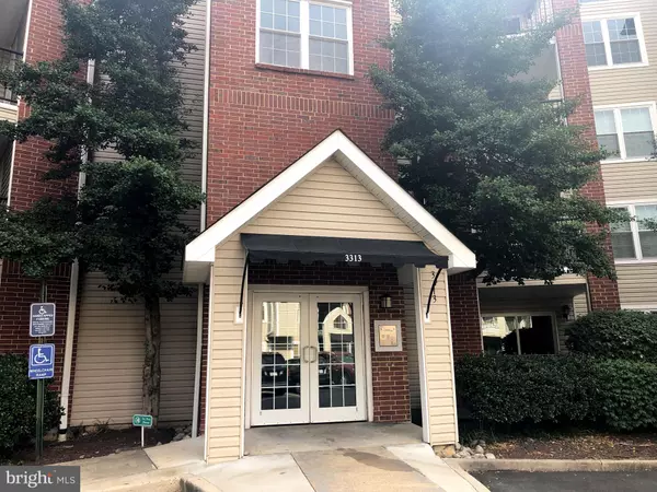 3313 WYNDHAM CIR #2214, Alexandria, VA 22302