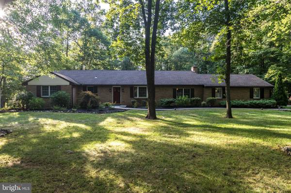 3023 TOWNSHIP WOODS RD, East Greenville, PA 18041