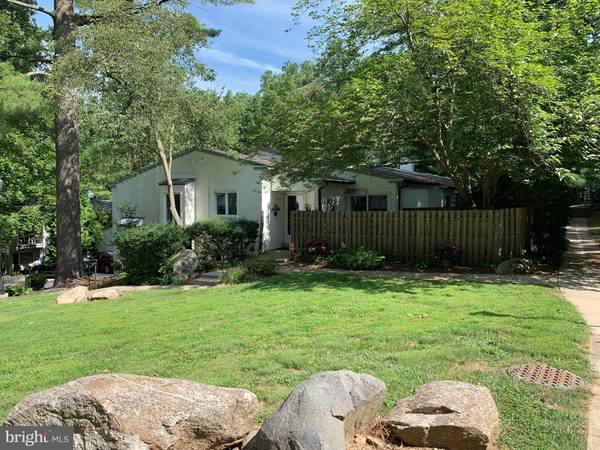 243 E CHELSEA CIR, Newtown Square, PA 19073