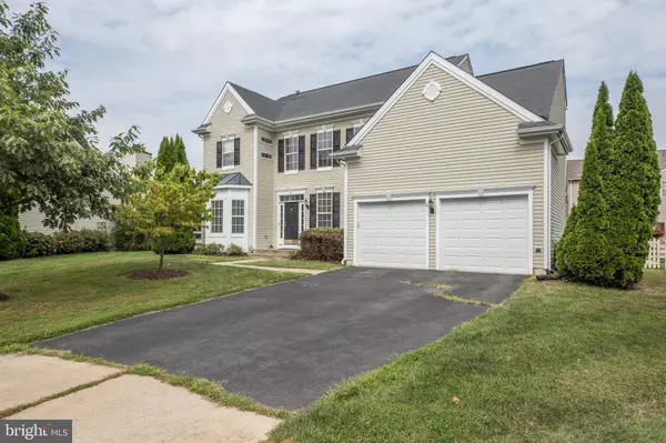 Round Hill, VA 20141,35790 CHAPEL HILL CT