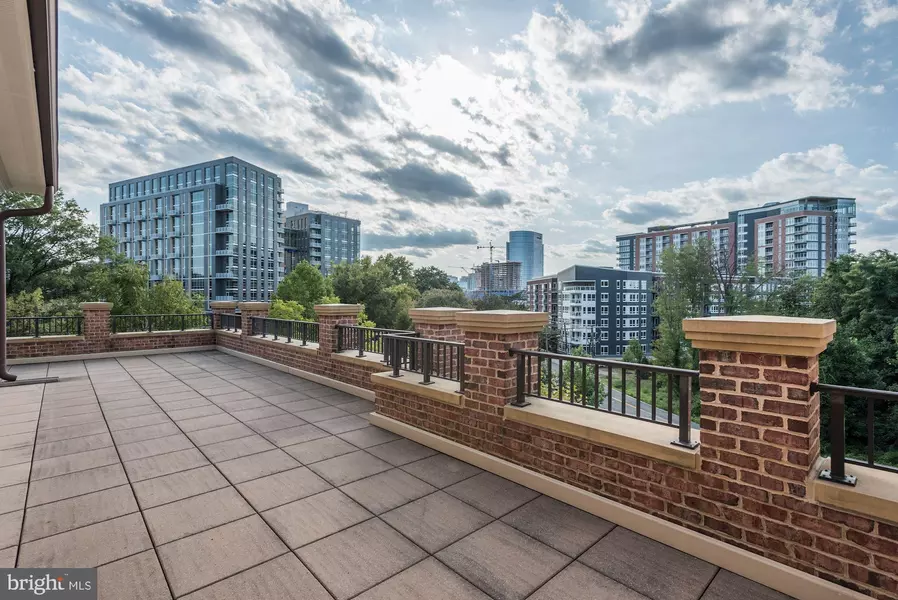 1781 CHAIN BRIDGE RD #407, Mclean, VA 22102