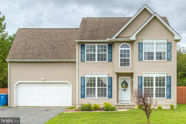 303 W DARBY CIR, Dover, DE 19904