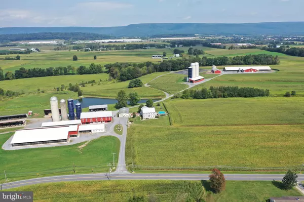 230 SCHOOL RD, Myerstown, PA 17067