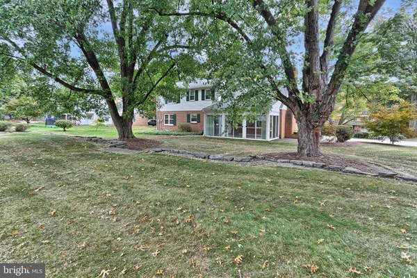 York, PA 17402,550 GATEHOUSE LN E