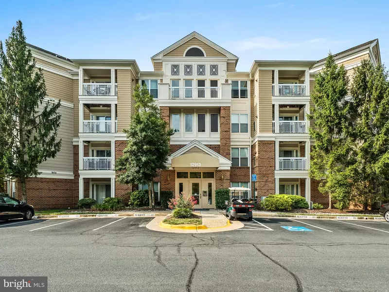 12913 ALTON SQ #206, Herndon, VA 20170