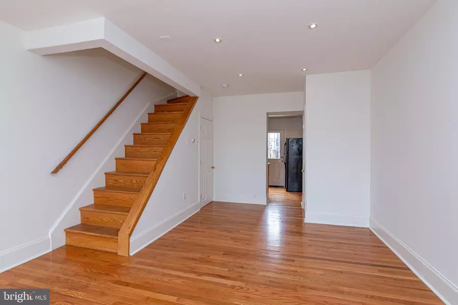 156 PIERCE ST, Philadelphia, PA 19148