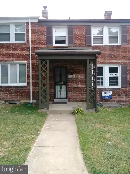 2405 N ELLAMONT ST, Baltimore, MD 21216