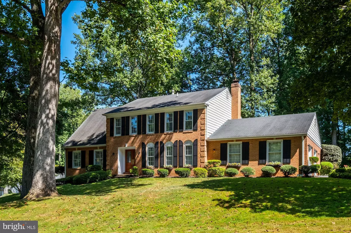 Mclean, VA 22102,7720 BRIDLE PATH LN