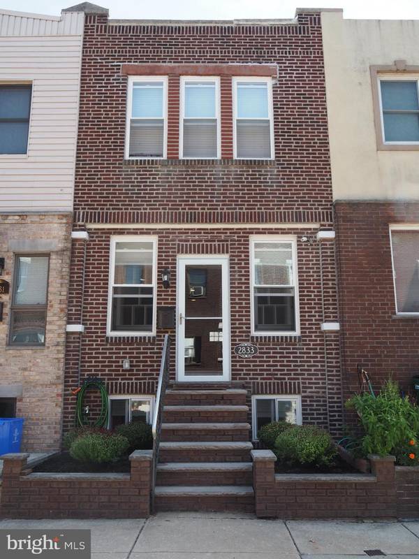 2833 S ISEMINGER ST, Philadelphia, PA 19148