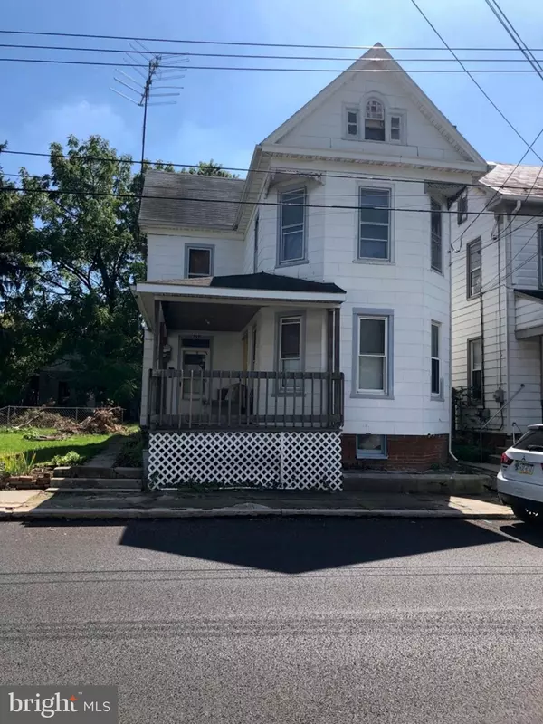 Hanover, PA 17331,227 W CHESTNUT ST