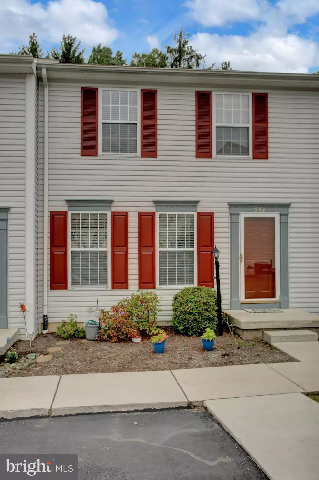 Harrisburg, PA 17112,554 DOWNINGTON CT