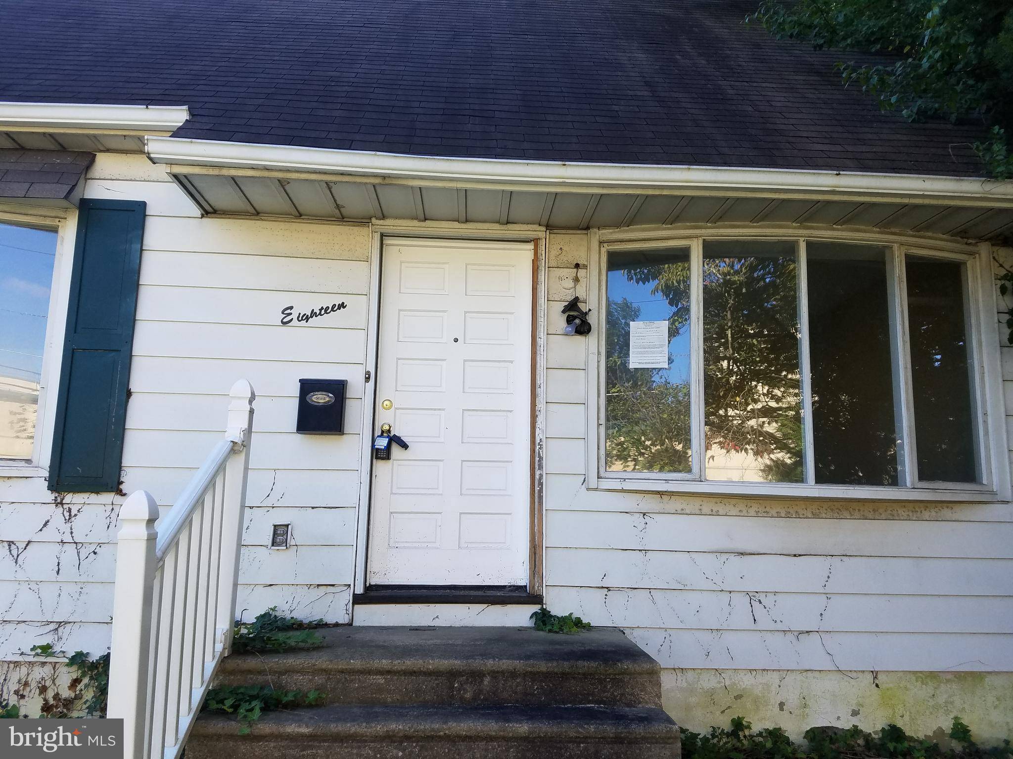 18 WILSON AVE, Bellmawr, NJ 08031