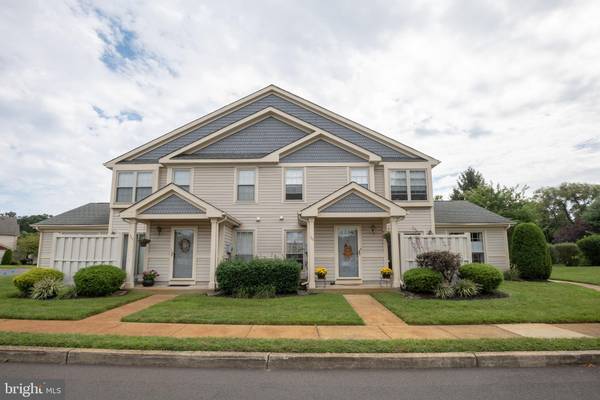 752 STEEPLECHASE CT, Woodbury, NJ 08096