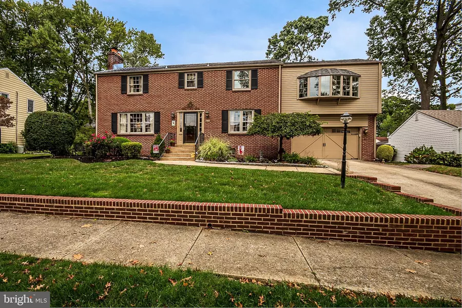 217 OAKWOOD RD, Wilmington, DE 19803