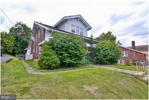 4324 MAIN ST, Whitehall, PA 18052