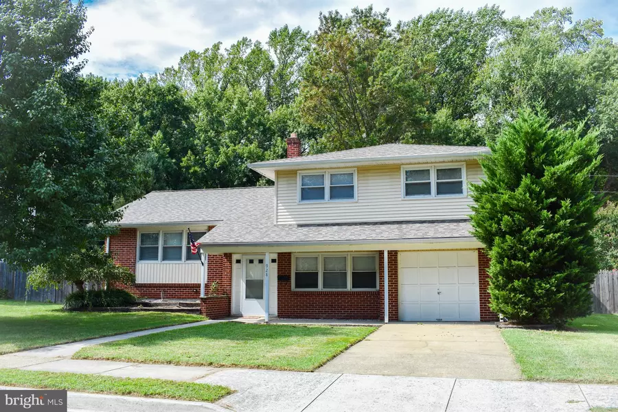 928 WOODCREST DRIVE, Dover, DE 19904