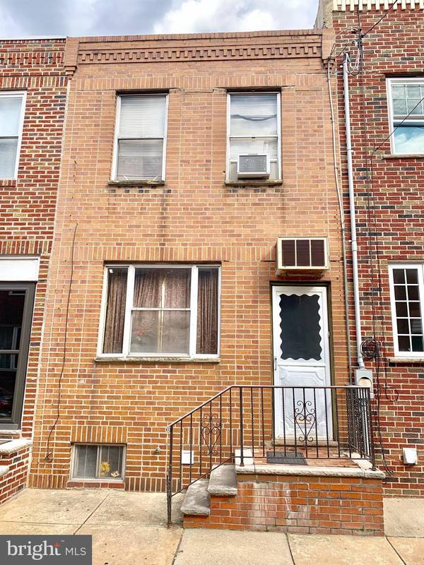 1919 S WARNOCK ST, Philadelphia, PA 19148