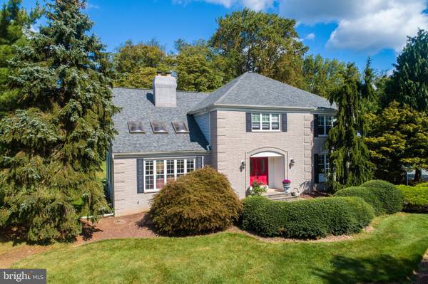 17 BUCKINGHAM DR, Princeton, NJ 08540