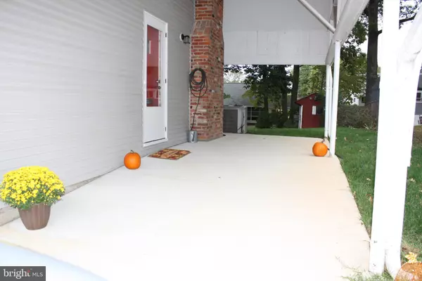 Rockville, MD 20852,812 BOWIE RD