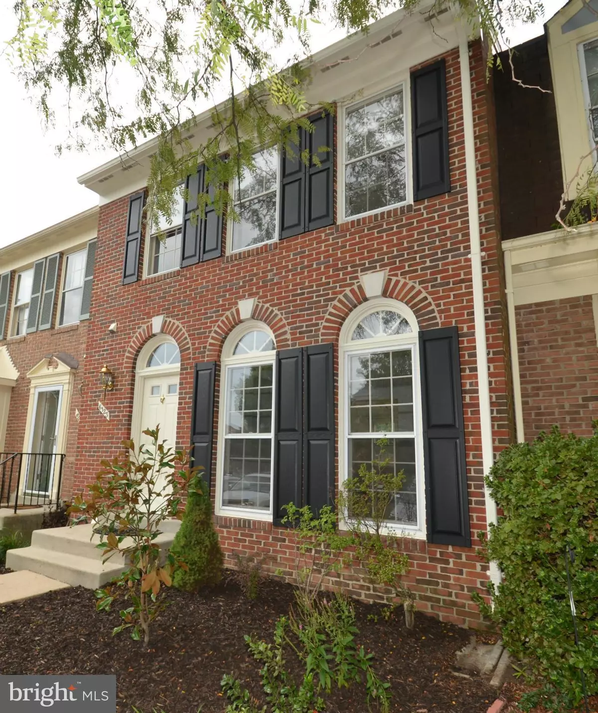 Alexandria, VA 22315,6123 SUMMER PARK LN