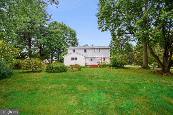 Churchville, PA 18966,359 HOLLY KNOLL DR