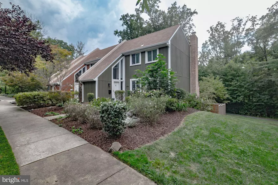 1449 GREENMONT CT, Reston, VA 20190