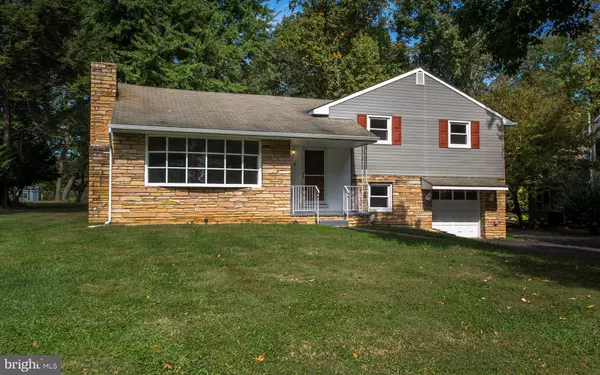 Yardley, PA 19067,9 SPRING LN